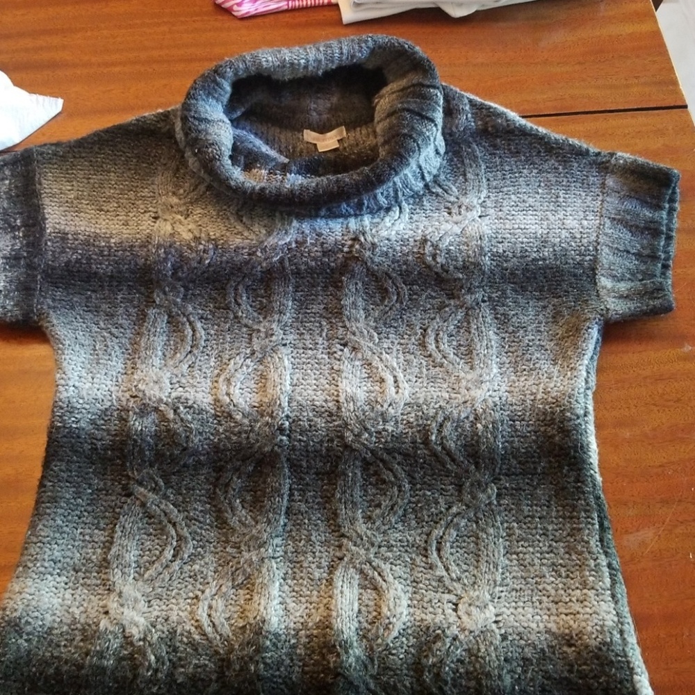 Sweater - Picture 3 of 3